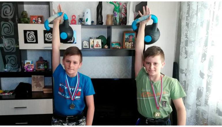 Спортивная самоизоляция братьев-близнецов Найдёновых